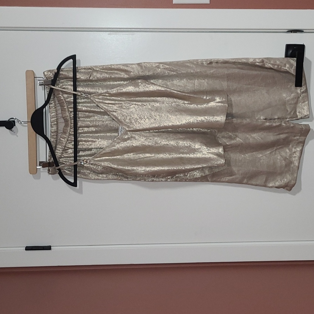 Elegant Gold Women's Pajama Set